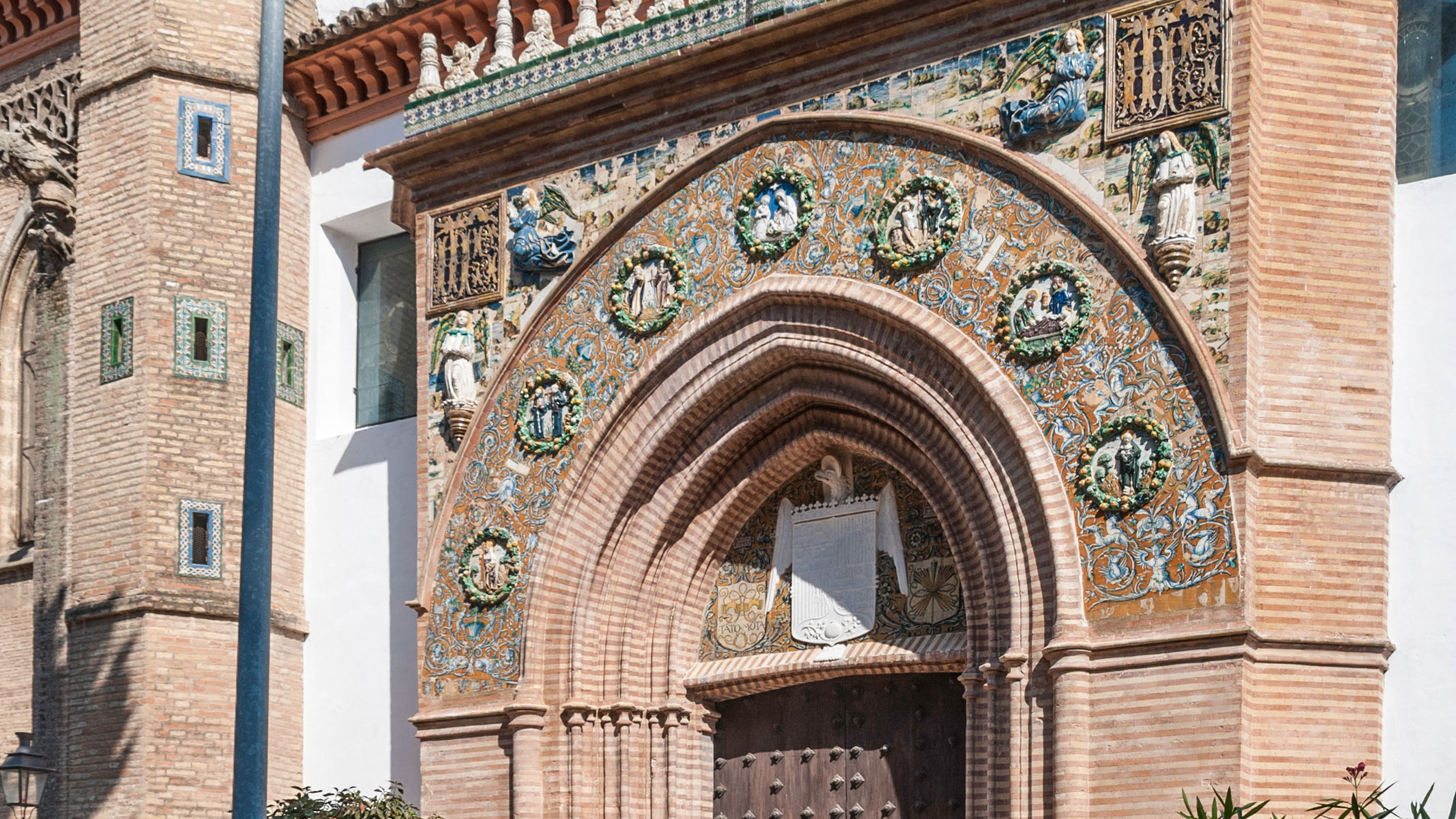 PORTADA CERAMICA DE NICULOSO PISANO DEL MONASTERIO DE SANTA PAULA DE SEVILLA